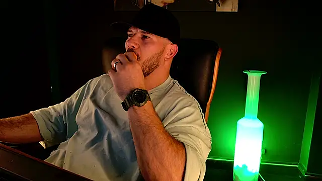 AngeloEric live XXX chat