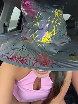 Webkamerová show LariiHotWife