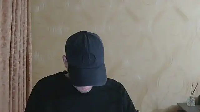 Онлайн чат XXX frama666