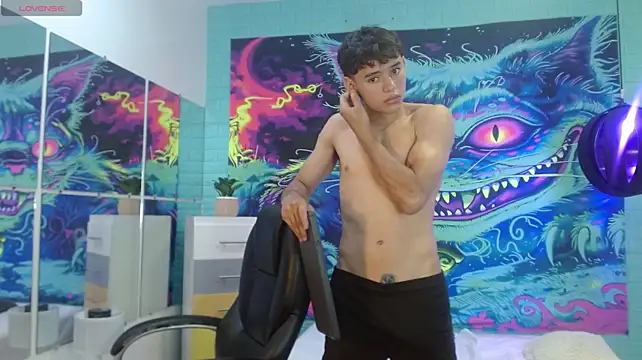 Ryan_grayx Adlı Modelin Canlı XXX Sohbeti