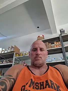 Chatroom XXX en direct de Senor_martin