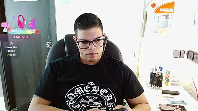 Realjoel01 现场XXX聊天