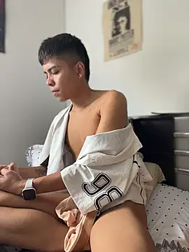 Chat XXX en directo de MaxiWildd