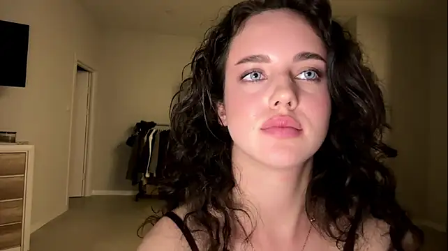 A_Milly Live XXX-Chat