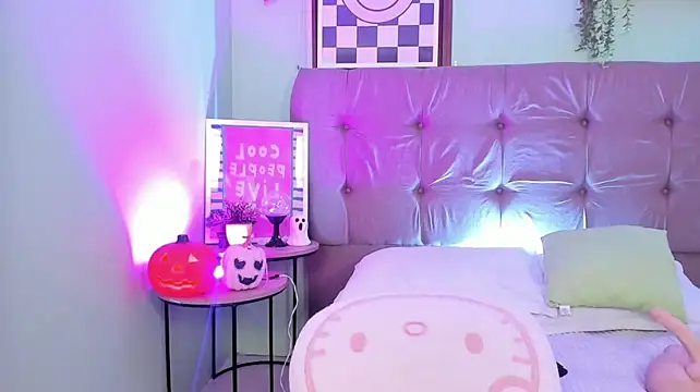 lilyy_evanss XXX чат на живо