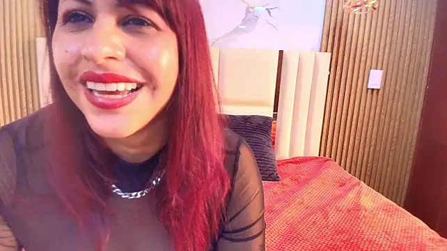 Anabella_Thompson Chat XXX in diretta