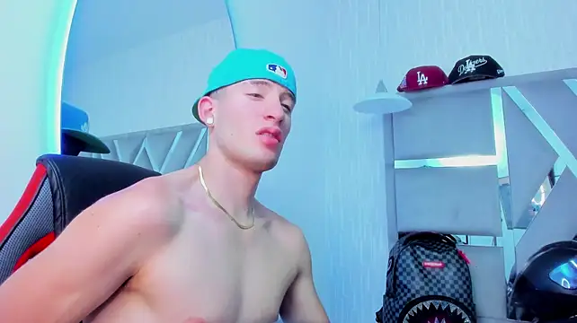 hunterheat__ – Naživo XXX chat