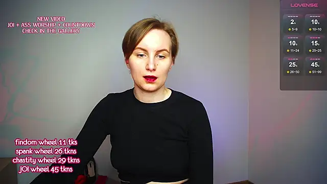 KinkyMissCherry Chat XXX in diretta