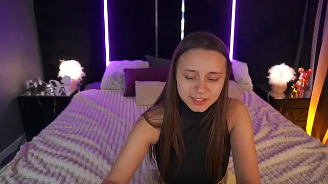 TinyNatalie's Live XXX Chat