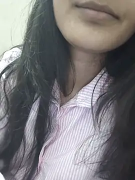 แชท XXX สดของ sexy_aaruhi