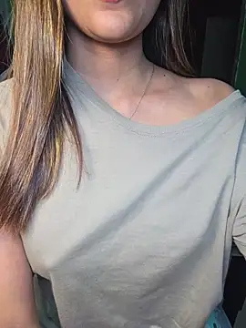 Amelia4U Adlı Modelin Web Kamerası Şovu