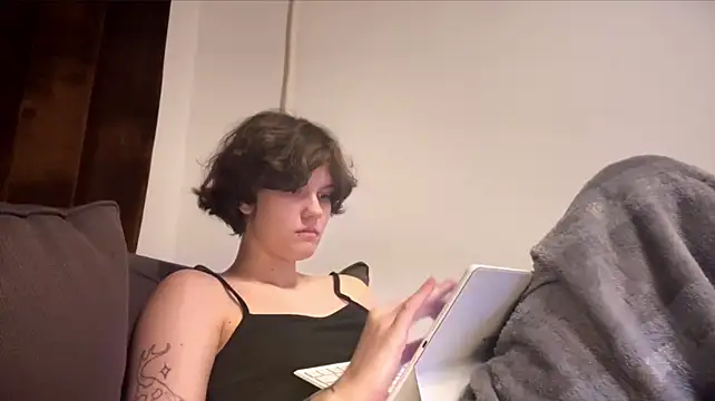 HeyFriren's Live XXX Chat