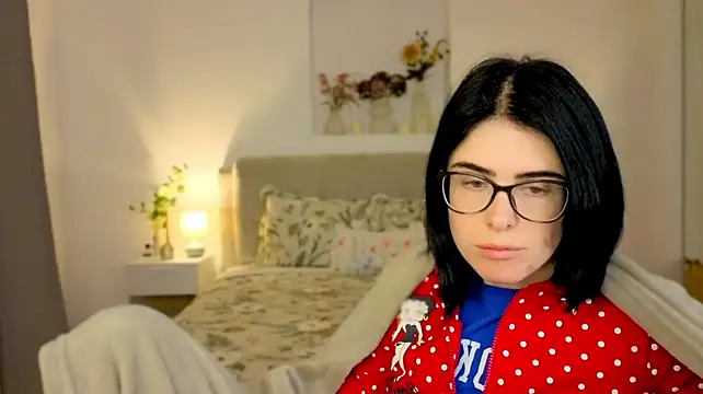 Cut1e_lia_'s Live XXX Chat