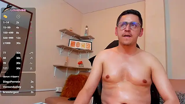 Chat +18 de kevin_23_ ao vivo