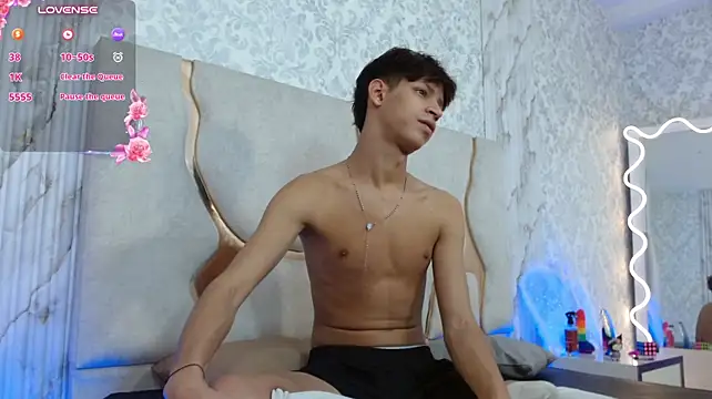OLIIVER_TAY 即時 XXX 聊天