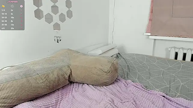 Pixie_Ember – Naživo XXX chat
