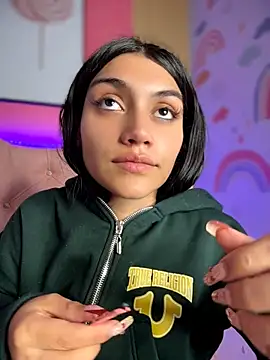 Nicolle_Quiintero: онлайн-секс-чат