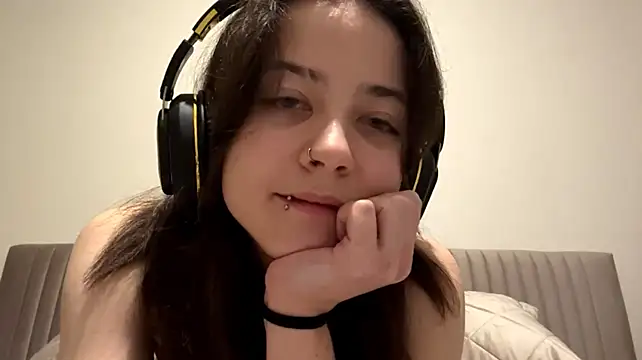 ArriSatty's Live XXX Chat