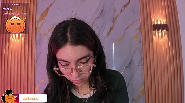 Molly_A XXX чат на живо