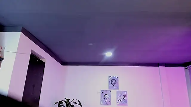 bella_fox_1's Live XXX Chat