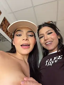 ArieliciousXXX's Live XXX Chat