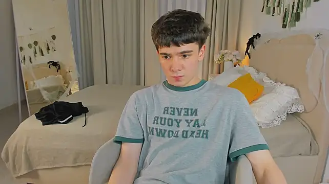 Chat +18 de Ethan_Crowe ao vivo