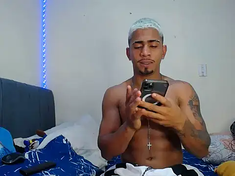 black_hot1 Live XXX Chat