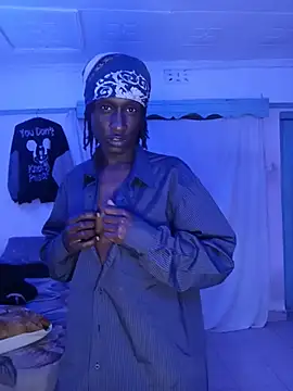 Chat +18 de TryingExpiry ao vivo