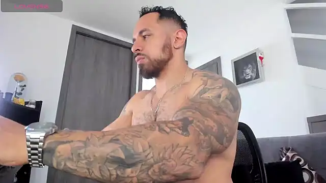 Mason_fit09 Chat XXX in diretta