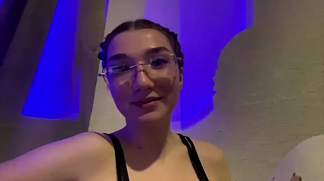 ManyMaron's Live XXX Chat