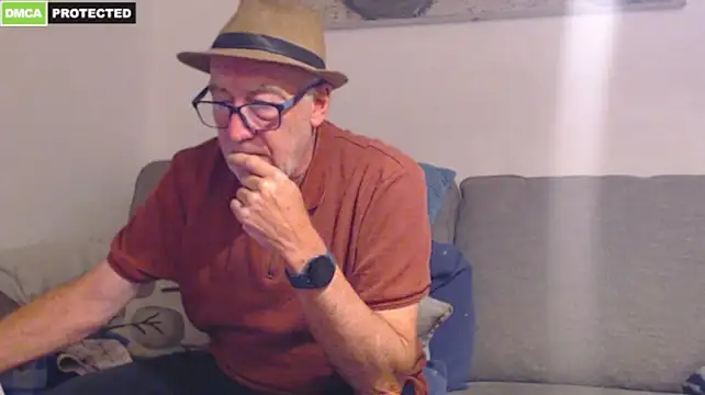 XXX chat uživo modela bluedae1