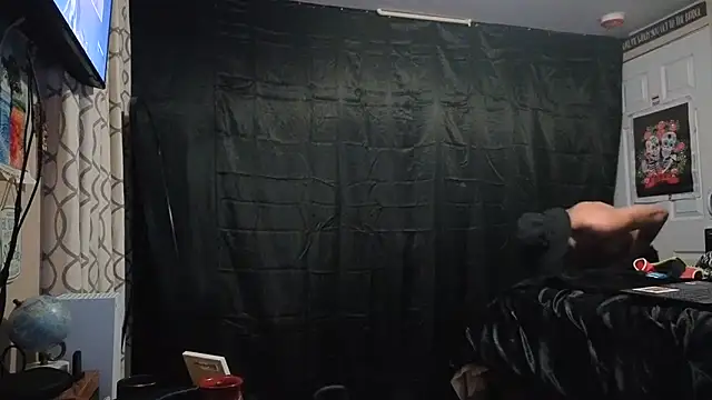 NEWHUNGBOY's Webcam Show
