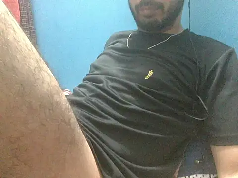 Precumboner Adlı Modelin Canlı XXX Sohbeti