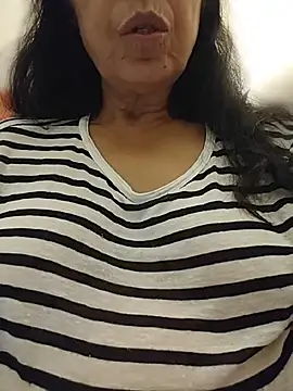 NakedMILFx Live XXX-Chat