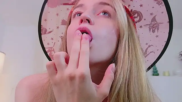 Helen_sexxxsirens' Live XXX Chat