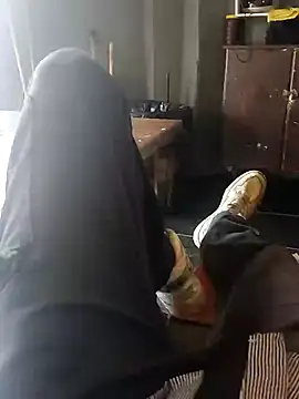 Juliano69xv Adlı Modelin Canlı XXX Sohbeti