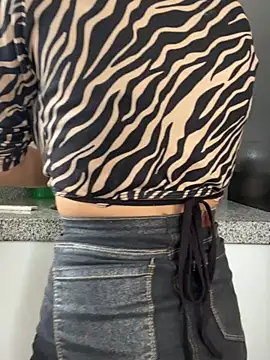 XXX chat uživo modela DulceMya