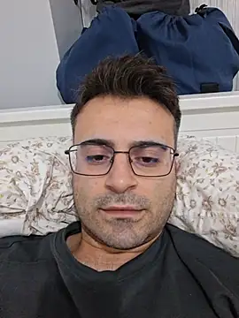 HugeTurkishCock Live XXX-chat