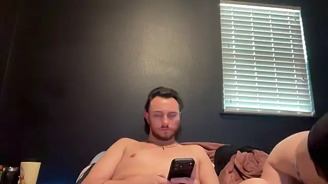 hungandcloudy XXX чат на живо