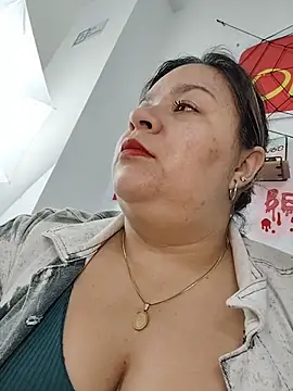 Charlott-1 Live XXX-Chat