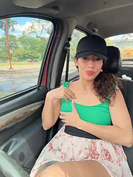 roxyrougee live XXX chat