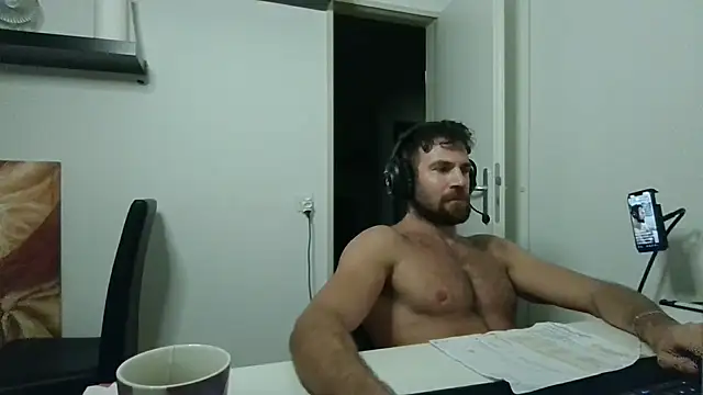 Chat XXX en directo de alpha-hunk
