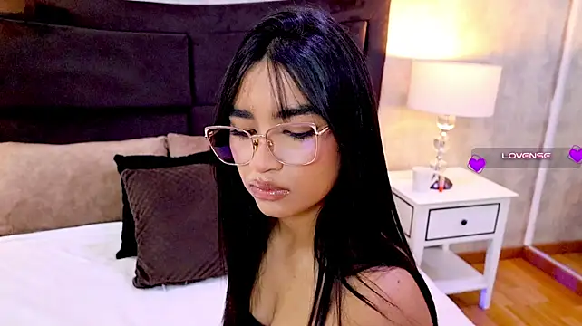 miu_roselle's Live XXX Chat