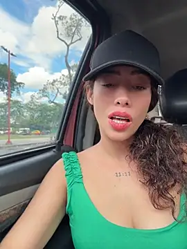 roxyrougee's Live XXX Chat