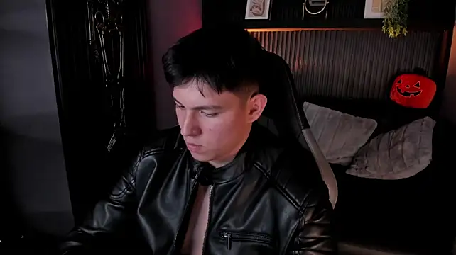 JamesCr_ Chat XXX in diretta
