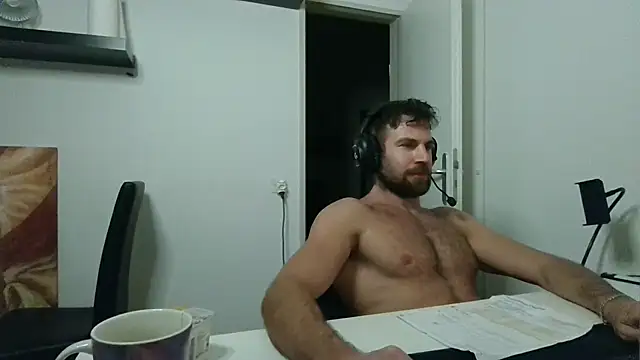 alpha-hunk Adlı Modelin Canlı XXX Sohbeti