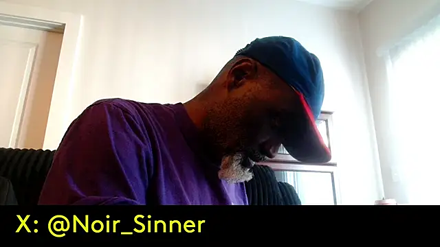 צ'אט XXX בשידור חי של sinnernoir