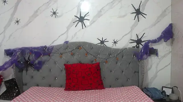 Chatroom XXX en direct de Kasandra_Cortez