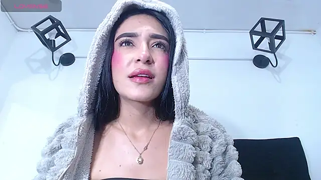 srta_luciana Chat XXX in diretta
