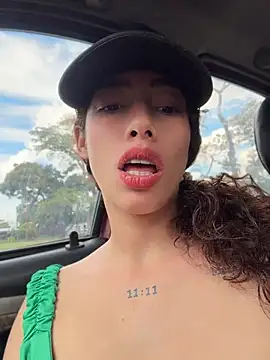 Chat XXX Live roxyrougee